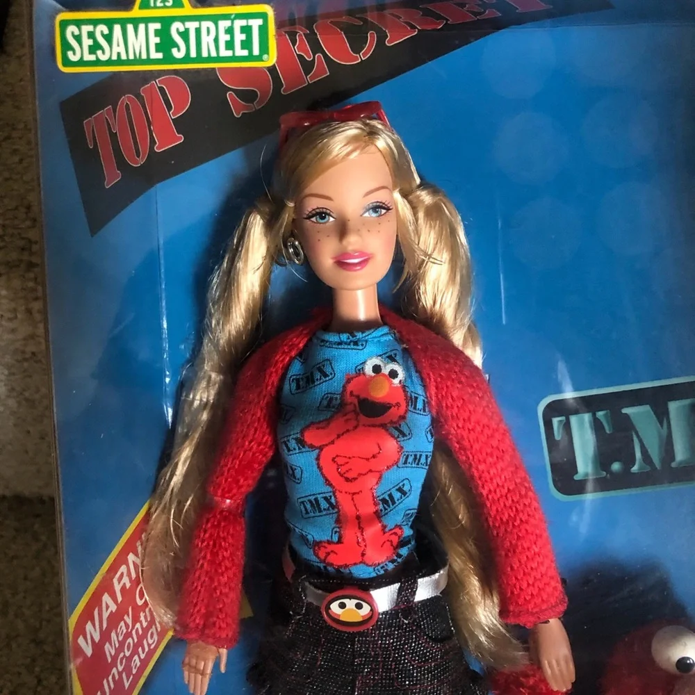 Vintage sesame Street Barbie and Tickle Me Elmo Elmo Barbie Doll Set